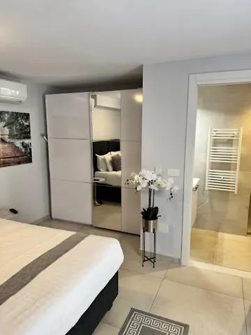 Studio Del Telegrafo Labin  Hırvatistan